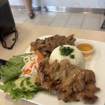 Urban Rolls Rocklin - A lot of fat on the chicken - Vietnamese Near Me - Rocklin, California Urban Rolls Rocklin - A lot of fat on the chicken - Vietnamese Near Me - Rocklin, California