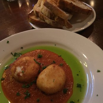 Gideon Welles - Crispy Goat Cheese: 5 stars - Bars Near Me - Chicago, Illinois