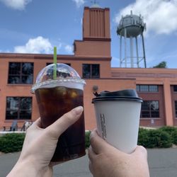 Deep River Roasters Cafe - Iced Black Coffee - John Winthrop UFO Hunter blend Hot Chai Latte w Pumpkin Pie
