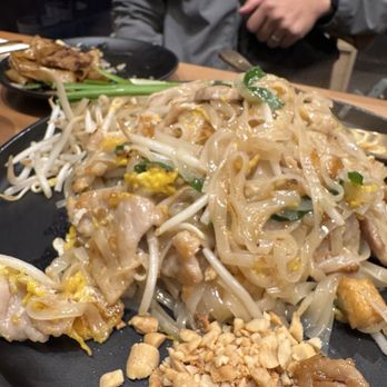 Manaao - Pad Thai - Thai Near Me - Tustin, California Manaao - Pad Thai - Thai Near Me - Tustin, California