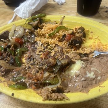 Agave - Worst carne asada - Mexican Near Me - Rantoul, Illinois
