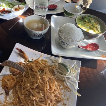 Lemongrass Thai & Sushi 2 - shrimp pad that, green curry chicken, seafood soup - Thai Near Me - Columbus, Georgia Lemongrass Thai & Sushi 2 - shrimp pad that, green curry chicken, seafood soup - Thai Near Me - Columbus, Georgia