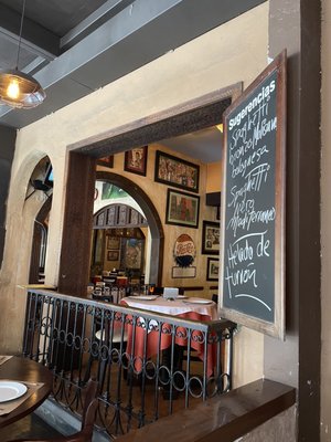 Crepas y Carnes los 30s by null