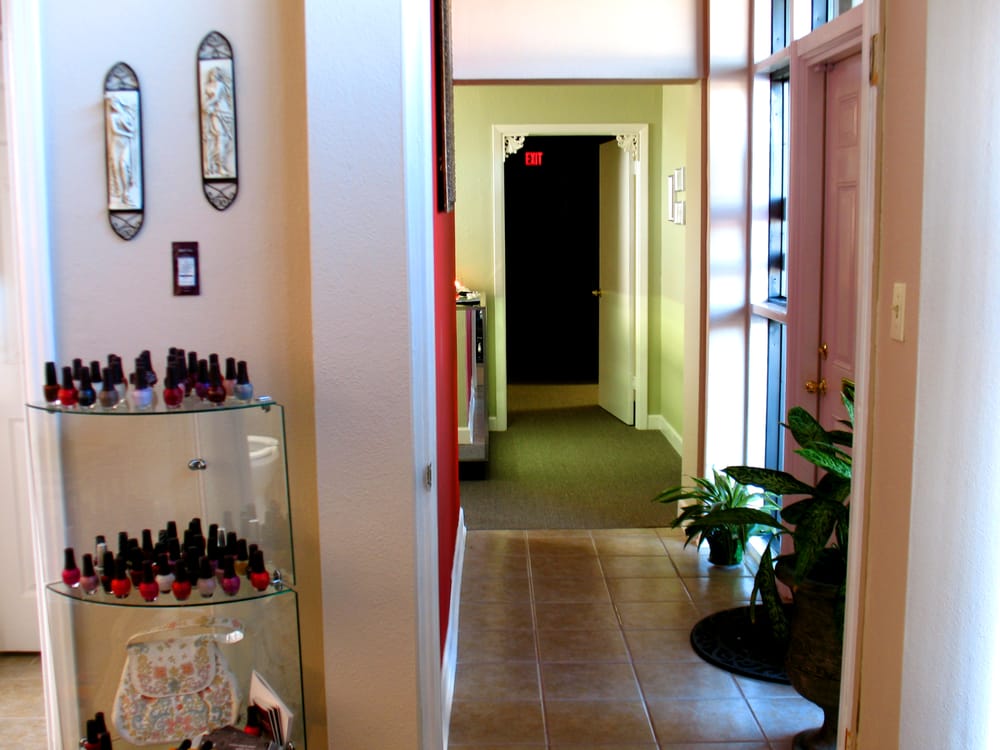 Adam & Eve Day Spa Image