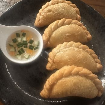 Morris Thai Cuisine - Curry puffs (chicken) - Thai Near Me - Union, New Jersey