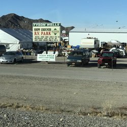 Quartzsite Qia Gem Show & Pow-Wow - The RV and Gem show are next to each other and intermingle on this side of the street.