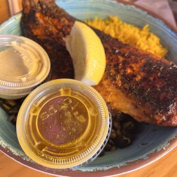 LuLu's Destin - Blackened Fish - Seafood Near Me - Destin, Florida