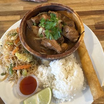 Kabayan Kusina - Adobo lunch special - Filipino Near Me - San Antonio, Texas Kabayan Kusina - Adobo lunch special - Filipino Near Me - San Antonio, Texas