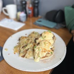 Iron Rooster - Crab Cake Benny