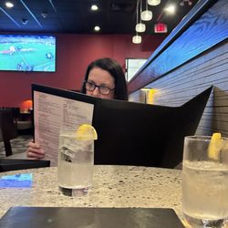 Play Bar & Grill - The boss, making decisions.