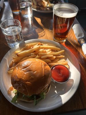 Moreland's Tavern by null