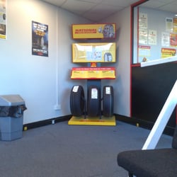 National Tyres and Autocare - Customer waiting area.