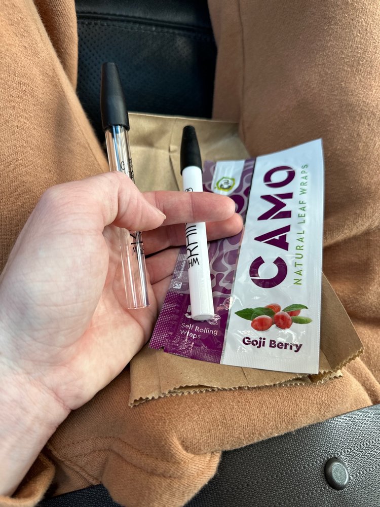 STAXX SMOKE AND GIFT SHOP Updated September 2024 8125 E 51st St