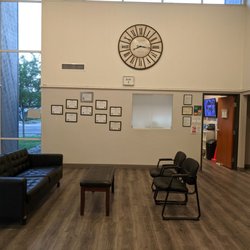 California Sleep Solutions - Inside of lobby.