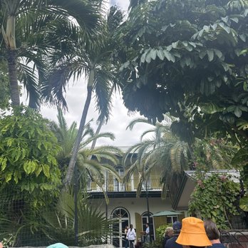 Key Lime Bike Tours - Ernest Visit the Hemingway House, Mallory Square, the Key West Cemetery, and the Historic Seaport - Bike tours Near Me - Key West, Florida