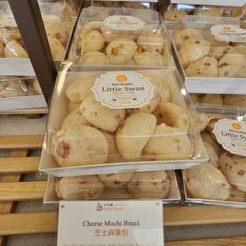 Little Swan - Cheese Mochi Bread ($7.20). 1/25/2026 - Bakeries Near Me - Rowland Heights, California