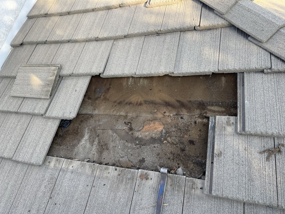 Slide of MAR Roofing