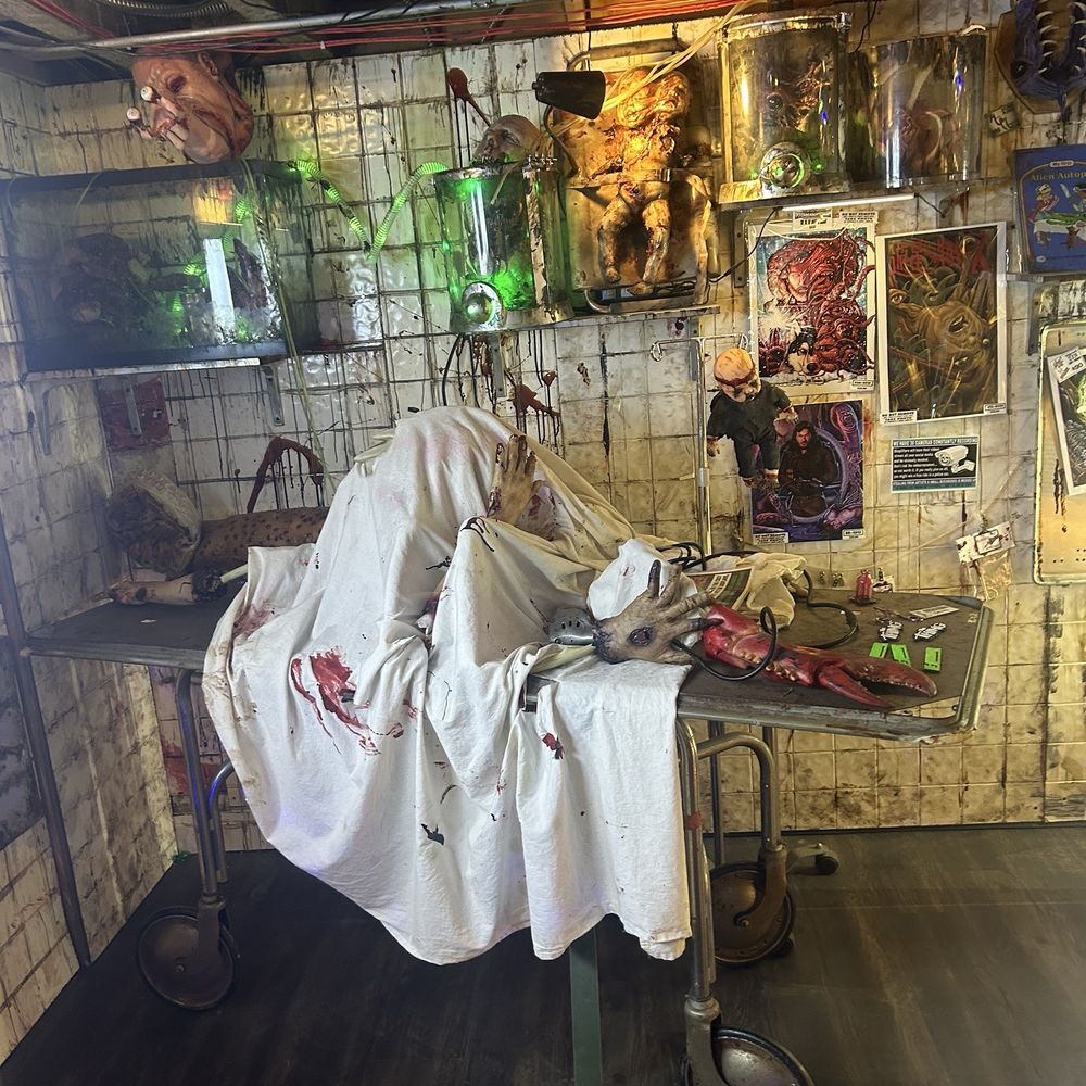 Ghoulish Mortals - Props Near Me - St. Charles, Illinois