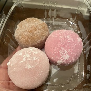 Kusshi - Mochi Doki: Salted Caramel, Raspberry Crunch and Strawberry - Sushi Bars Near Me - Bethesda, Maryland Kusshi - Mochi Doki: Salted Caramel, Raspberry Crunch and Strawberry - Sushi Bars Near Me - Bethesda, Maryland