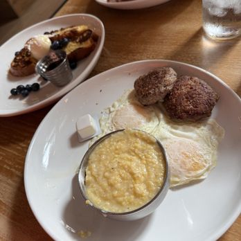 Blueberry's Grill - Breakfast of Champions - Breakfast & Brunch Near Me - Myrtle Beach, South Carolina