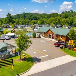 Blue Ridge / Toccoa River KOA Holiday