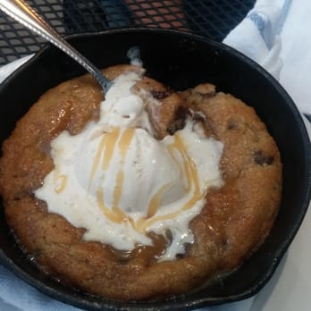 The Copper Hen - Cast iron skillet chocolate chip cookie - New American Near Me - Minneapolis, Minnesota The Copper Hen - Cast iron skillet chocolate chip cookie - New American Near Me - Minneapolis, Minnesota