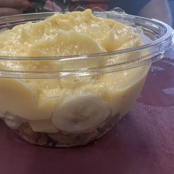 Bluegrass BBQ - The worlds best banana pudding. It is made fresh so the vanilla wafers aren't soggy. - Barbeque Near Me - Leitchfield, Kentucky Bluegrass BBQ - The worlds best banana pudding. It is made fresh so the vanilla wafers aren't soggy. - Barbeque Near Me - Leitchfield, Kentucky