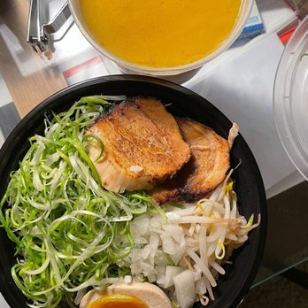Totto Ramen - Curry Ramen with pork - Ramen Near Me - Somerville, Massachusetts