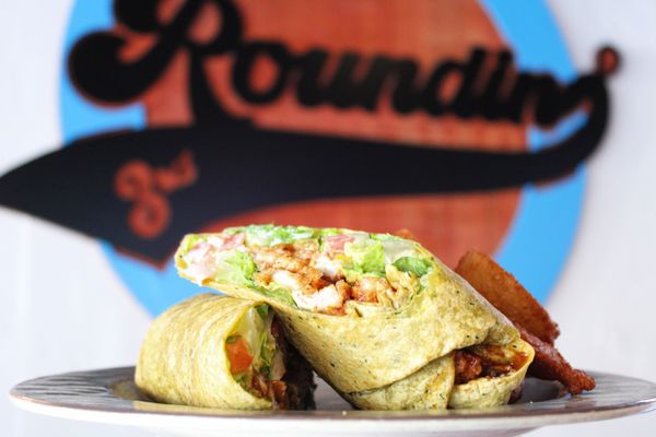 Roundin 3rd Sports Bar & Grill by null