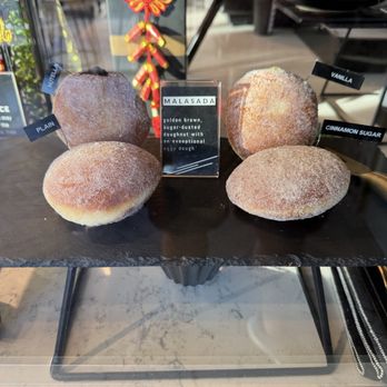 Paderia Bakehouse - Malasada - Desserts Near Me - Fountain Valley, California