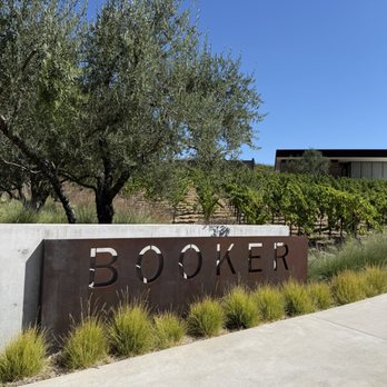 Booker Vineyard - Wineries Near Me - Paso Robles, California