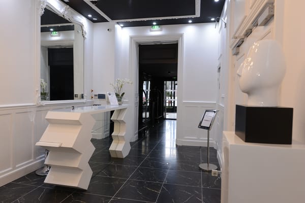 Art Hotel Tours by null