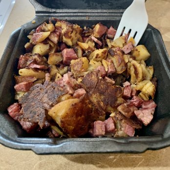 Kristof's Kafe - Homemade Corned Beef Hash - American Near Me - Davie, Florida