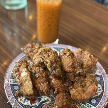 Eem - Sweet & Sour Fried Chicken - Cocktail Bars Near Me - Portland, Oregon Eem - Sweet & Sour Fried Chicken - Cocktail Bars Near Me - Portland, Oregon