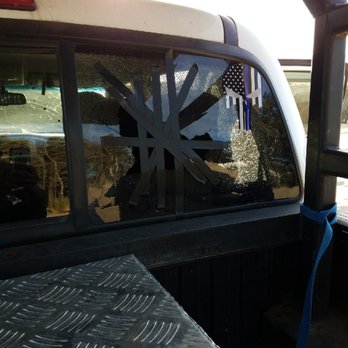 MS Glass Outlet - What it looked like before I brought it to them - Auto Glass Services Near Me - Beaverton, Oregon MS Glass Outlet - What it looked like before I brought it to them - Auto Glass Services Near Me - Beaverton, Oregon