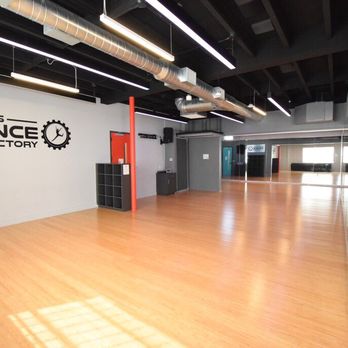 Mady's Dance Factory - This is one of the larger dance areas. - Dance Studios Near Me - Miami, Florida Mady's Dance Factory - This is one of the larger dance areas. - Dance Studios Near Me - Miami, Florida