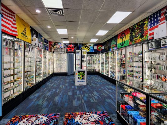 Imperial Smoke Shop Plus, 227 N Snelling Ave, Saint Paul, MN 55104, US