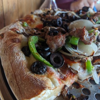 Gianni's Pizza - Gianni's Special - Italian Near Me - Monterey, California