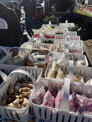 The Corner Farmers Market by null