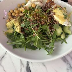 Zucchero Cafe - Quinoa salad