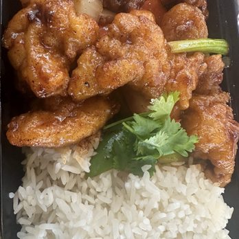 Elephant Thai Restaurant - Sweet & Sour Chicken - Thai Near Me - Rancho Cucamonga, California Elephant Thai Restaurant - Sweet & Sour Chicken - Thai Near Me - Rancho Cucamonga, California