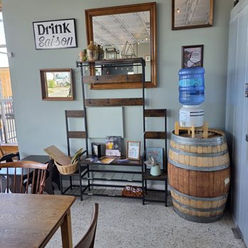 Blindhouse Beer - The interior room. - Breweries Near Me - Roanoke, Virginia