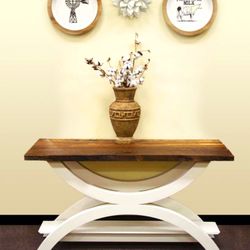 E & G Amish Furniture - Gateway Reclaimed Oak sofa table.
