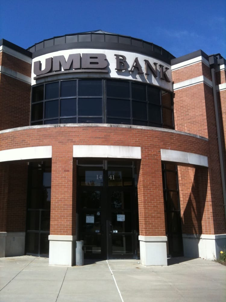 UMB BANK 1441 Wakarusa Dr, Lawrence, Kansas Banks & Credit Unions