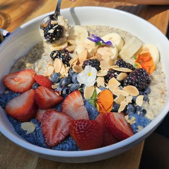 Society Kitchen - Banana-Chia pudding w/quinoa - New American Near Me - Santa Monica, California Society Kitchen - Banana-Chia pudding w/quinoa - New American Near Me - Santa Monica, California