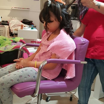 Kiddy Kutz - Just a day out with my little girl we decided on a hair do . love this place very peaceful and relaxing for all little girls - Kids Hair Salons Near Me - Astoria, New York Kiddy Kutz - Just a day out with my little girl we decided on a hair do . love this place very peaceful and relaxing for all little girls - Kids Hair Salons Near Me - Astoria, New York