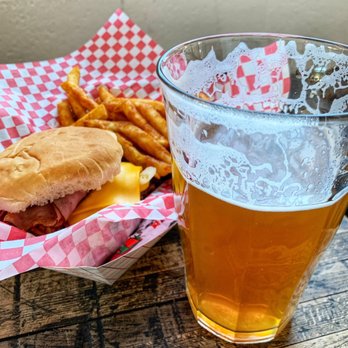 Ivory Bill Brewing - Great food truck burger from Haroldt's outside! - Breweries Near Me - Siloam Springs, Arkansas