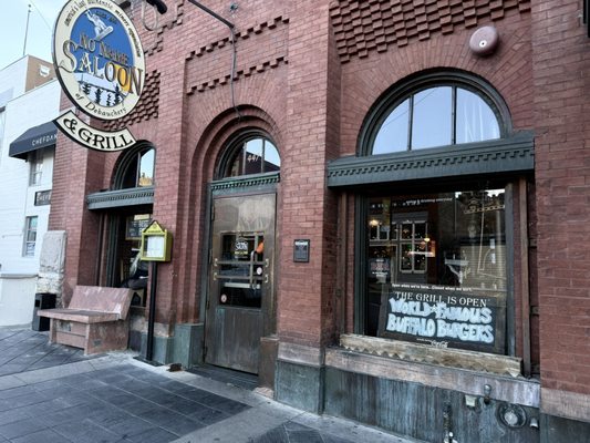 No Name Saloon by null