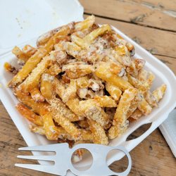 Ryan's Charbroiled Burgers & Pizzas - Small Gar Par Fries
