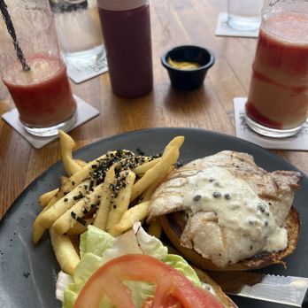 Aloha Mixed Plate - Fish sandwich with a mango coconut smoothie! - Hawaiian Near Me - Lahaina, Hawaii